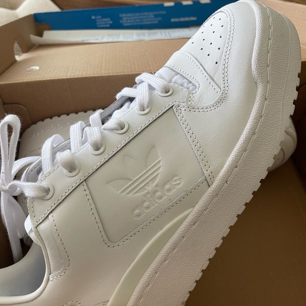 Adidas forum bold